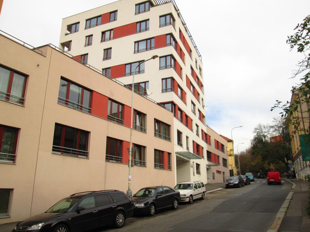 פראג Leongargt Apartments מראה חיצוני תמונה